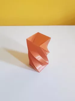 Twisted vase