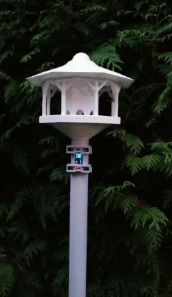 Birdfeeder as Endcap for Multigeiger