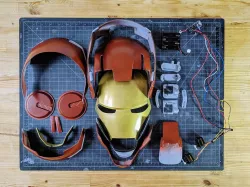 Iron Man Helmet, Articulated, Wearable