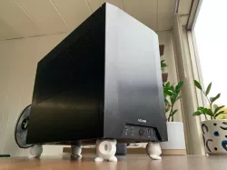 Kirby NCase Feet