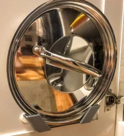 Kitchen Pot - Lid Holder