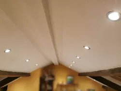 MR16 / GU5.3 LED spot lamp base holder