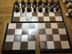 Sectioned Magnetic Chessboard +Box, with Chess Notation Labels and 45mm Interlocking Squares