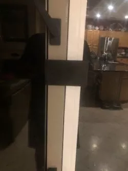 Sliding door latch