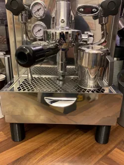 Espresso feet with female thread