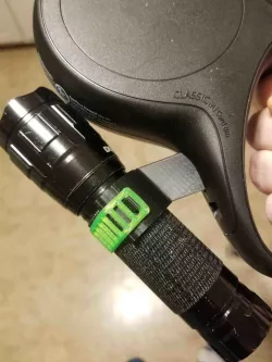 Flexi Dogleash Flashlight Holder + Strap