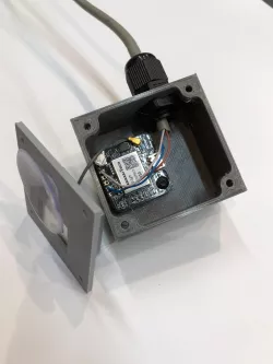 GPS Module Enclosure with Window Mount (25x25 mm antenna)