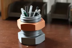 Nut & bolt pencil organizer