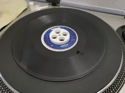 Seeburg 1000 Record Adapter