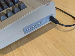 TheC64-BMC64 keyboard-out panel