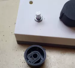 Universal knobs for Potentiometer and Multiswitch