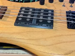 Warwick Corvette $$ thumb ramp