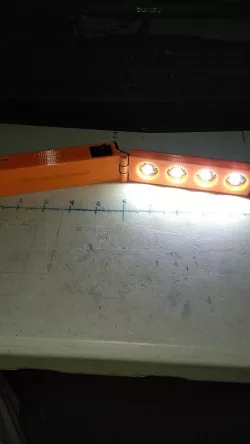 foldable magnetic rechargeable shop light