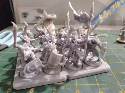 Kings of War Heavy Infantry Stand Base Tray for 25mm Round Base Miniatures
