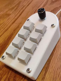 Macro Keypad (8 mechanical keys + 1 dial)