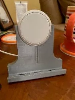 Magsafe stand