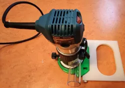 Makita RT0700 Adapter