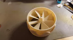 Variable air inlet vane