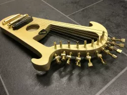 Electric lyre