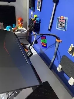 cable holder wall