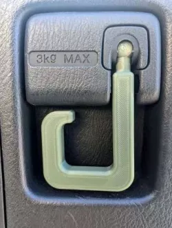 CR-V Tail Gate Hook