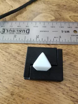 D8 dice holder