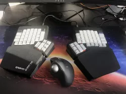 Ergodox Tent and Wrist rest