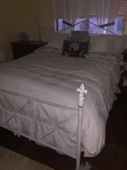 Finial for bed post