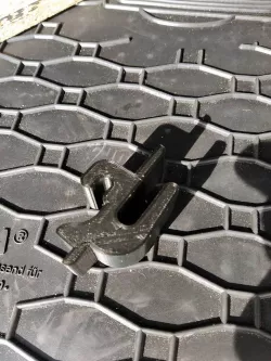 ISOFix hook berlingo rifter combo