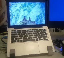 Macbook 2012 stand