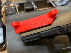Magnetic mount for Glocks