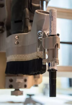 Spring loaded CNC pen holder