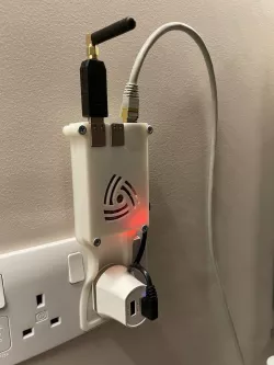 UK Socket Raspberry Pi3 Case Mount