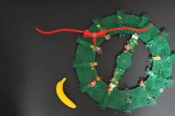 Kinetic Christmas Wreath (myWreath)