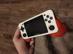 Anbernic RG351P low profile Gamepad holder " The Knuckles"