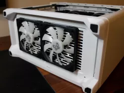 NR200 Fan Riser Feet