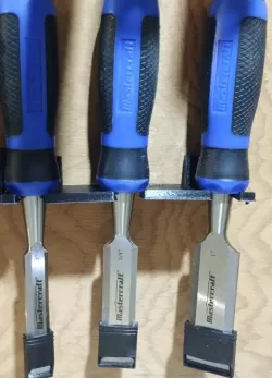 Chisel holder