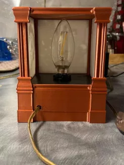 Lamp plate for candelabra socket