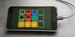 Nexus 5X StreamDeck Stand
