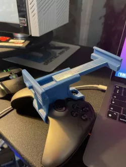 Phone and small tablet mount for xbox one s controller 