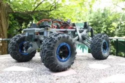 MyRCCar 1/10 Monster / Crawler Chassis with Configurable 270 to 330mm Wheelbase (old)