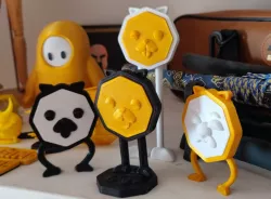 P.ugo - modular dog with replaceable face