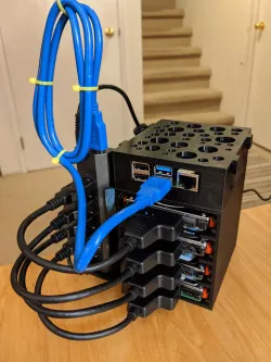 Raspberry Pi NAS enclosure