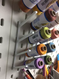 Slightly bigger thread spool holder for Ikea Skadis pegboard