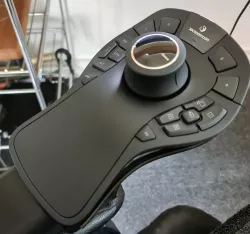 Space Mouse Pro PC Chair Mount