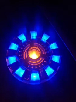 24pixel Iron Man Arc Reactor with Clip