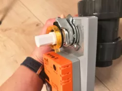 Belimo actuator adaptor for Plimex ball valves 