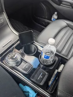 Ford Edge Cup holder insert
