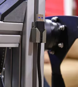 USB plug holder with M5 hole