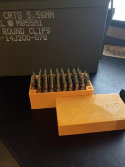 .223/5.56 Ammo Box using magnets